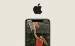 iPhone playing a live game